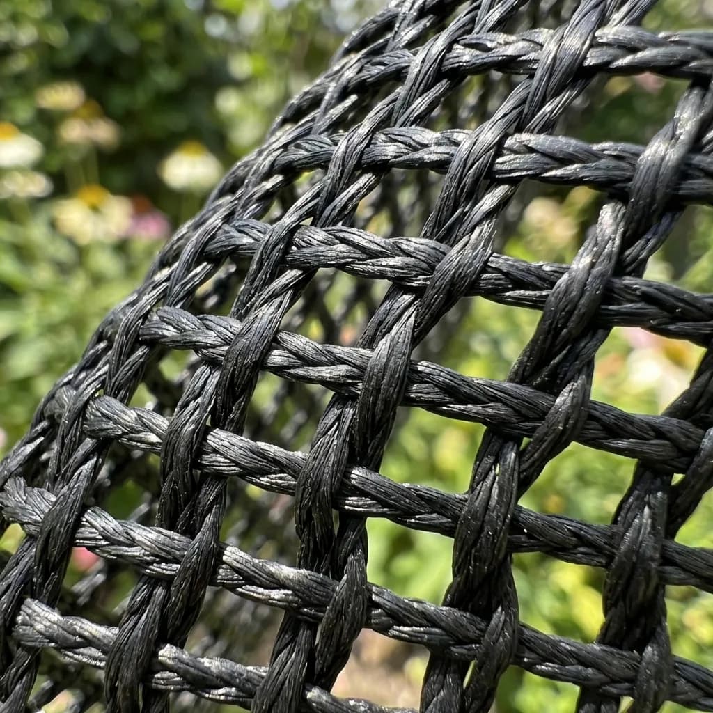Pet Mesh Detail